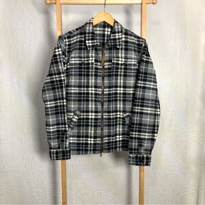 Excellent Vintage LL Bean Ladie’s Cotton Flannel Chamois Shirt Jacket, Size L